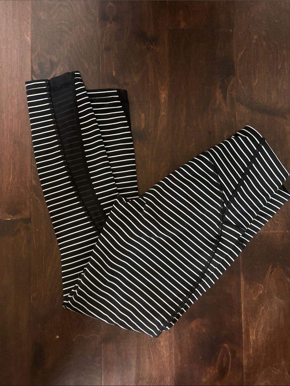Lululemon striped legging size 4